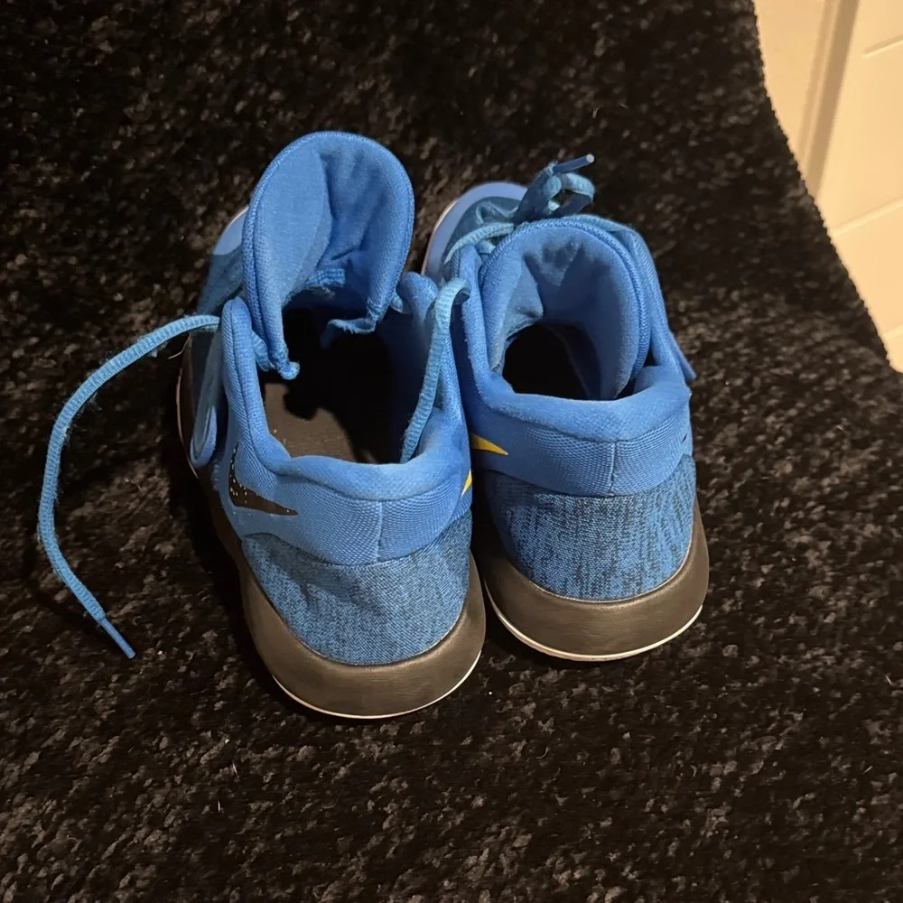 Nike stylish sneakers